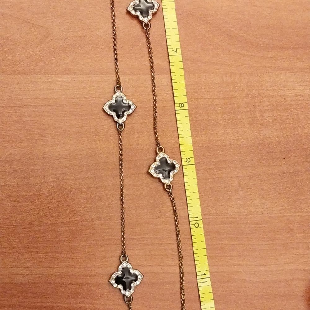10 Clover Necklace. - Picture 6 of 7